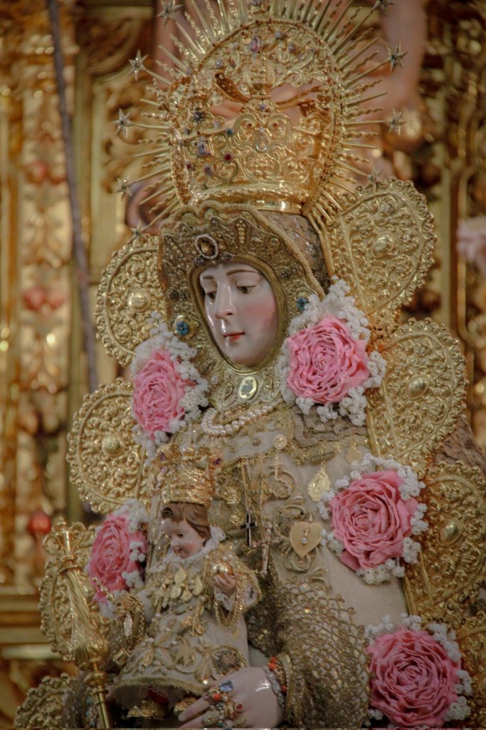Así regresa la Virgen del Rocío tras su restauración – La Trabajadera